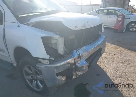 2014 Nissan Titan Sv z USA, uszkodzony, nr VIN 1N6BA0CA7EN504630